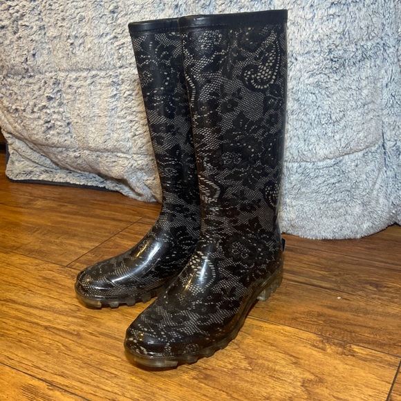 bootsi tootsi rain boots